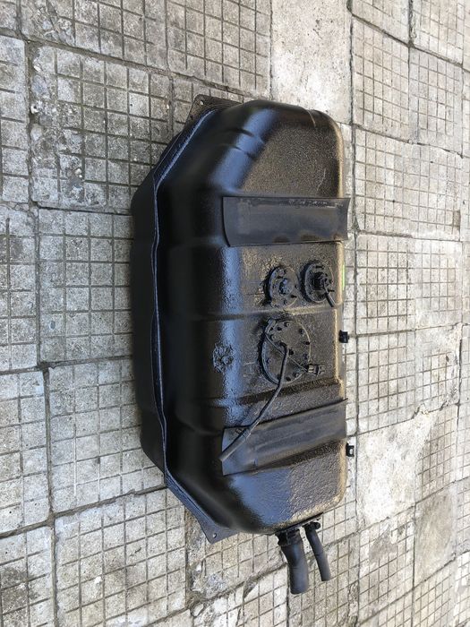 Резервоар за Тойота Ланд Крузер J90 /land cruiser J90 96-02г