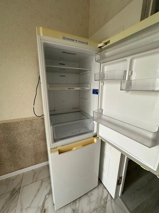 Холодильник Самсунг