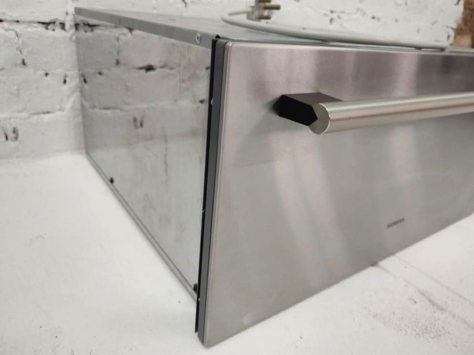 Siemens кухнеско обурудване за затопляне на храна,build in food warmer