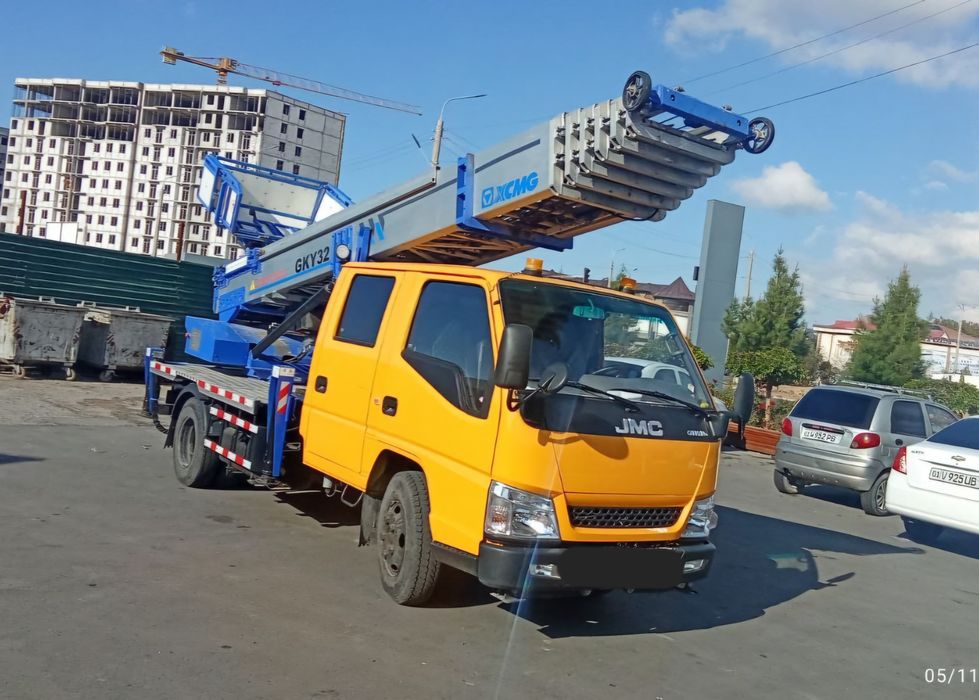 Автолифт 32м сотилади JMC