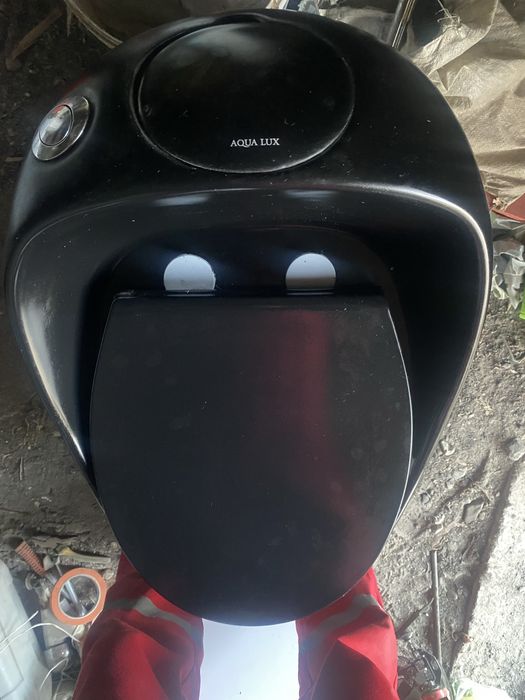 Продам унитазов !