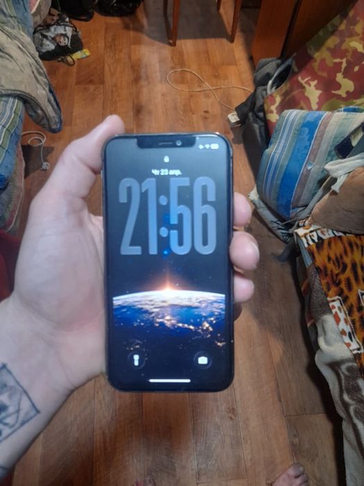 Продам iphone 11