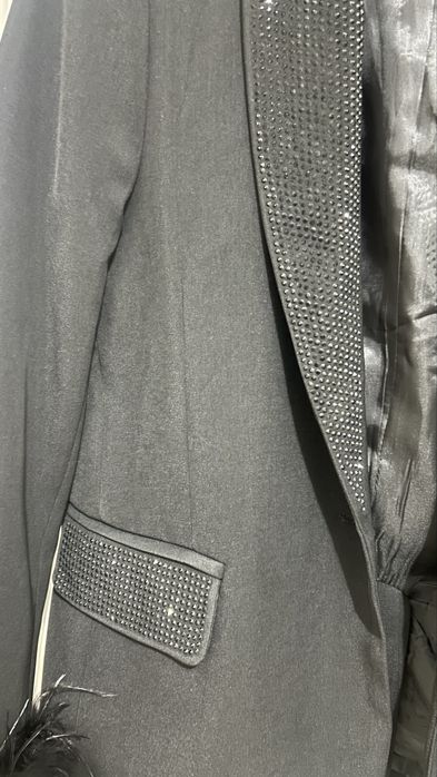 Пиджак 30 тысяч. 36/38 размер