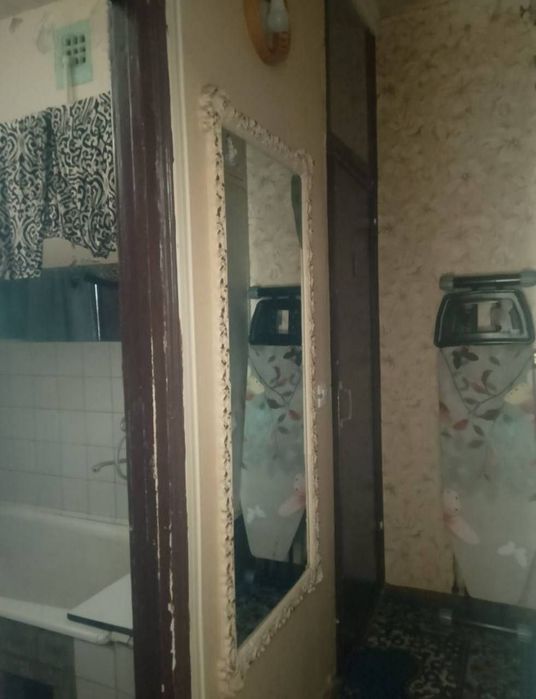 Квартира продаётся Чиланзар 7 квартал 1/4/4 без ремонта орр мечеть