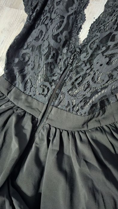 Черна рокля с дантела- S  размер