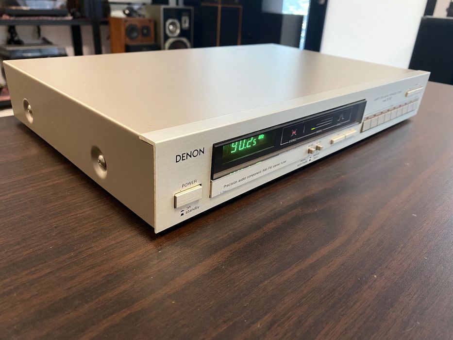 Класен тунер Denon