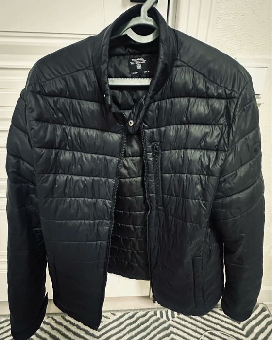 Енгил куртка, камзул, ветровка, пиджак,кишки куркалар, жемперлар, спор