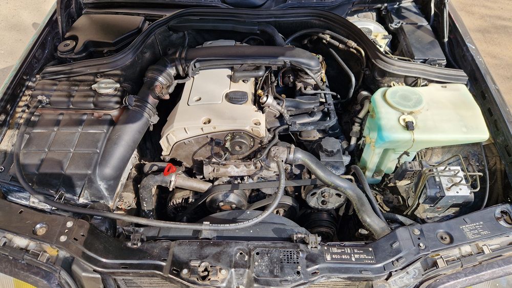 Мерседес нормалном состаеание ..срочно!!!