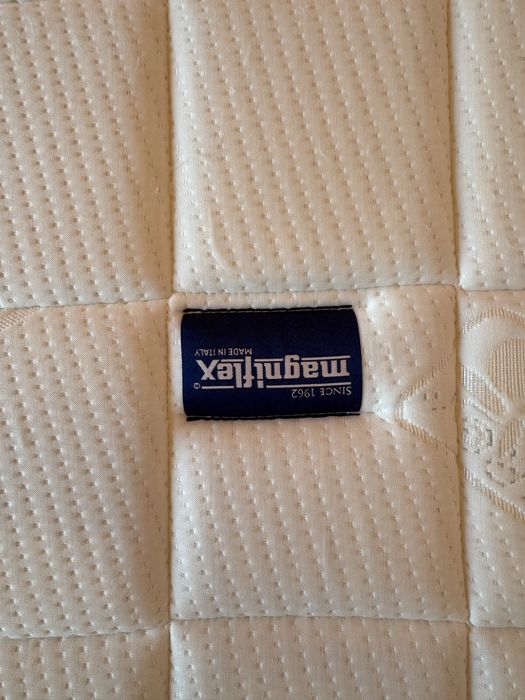 Детско легло Къщичка Монтесори с матрак Magniflex