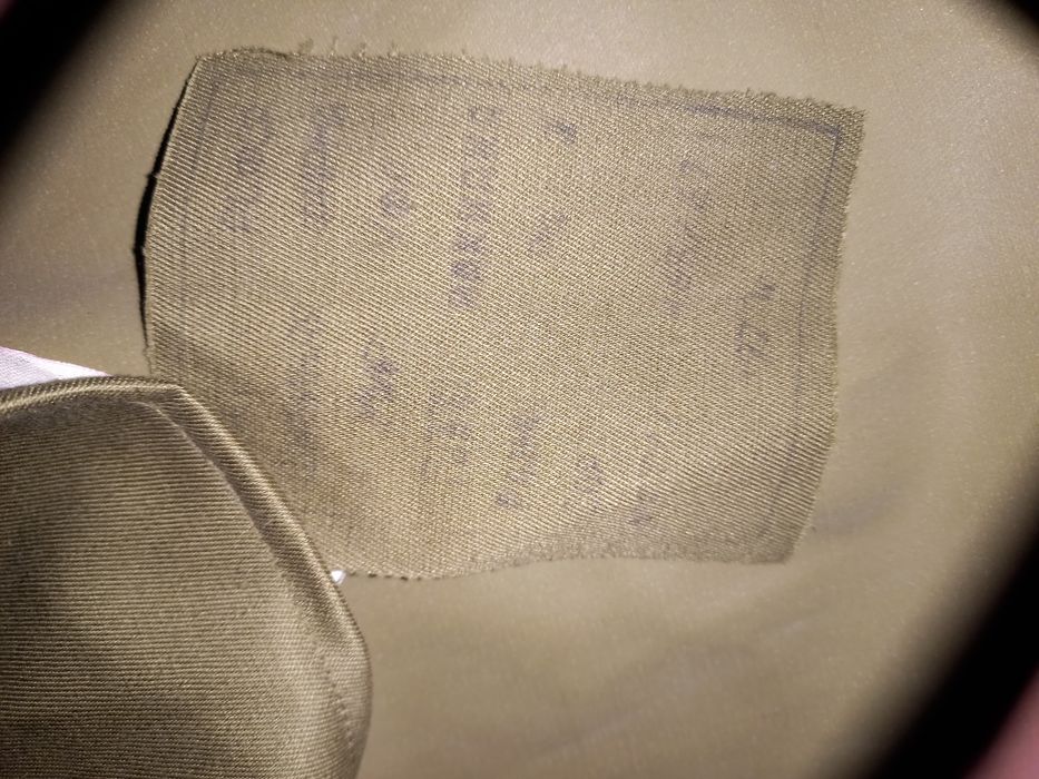 продаю военный офицерский плащ накитка образца 1943 года.