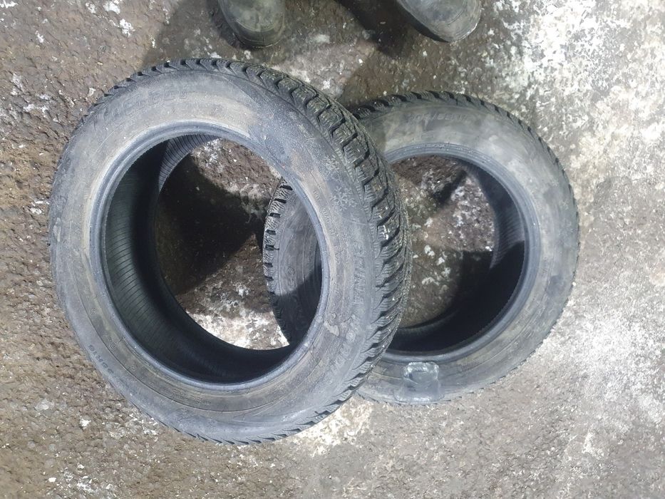 Продаю зимние шины пара