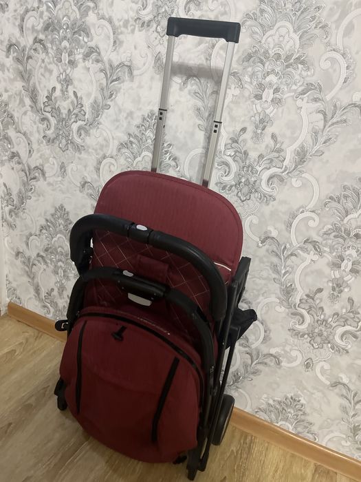 Продам прогулочную коляску