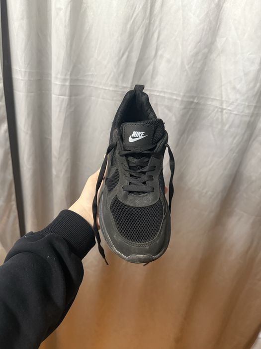 Кроссовки найк, черные