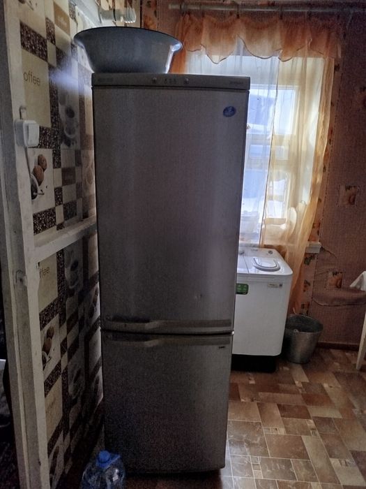 Продам холодильник самсунг