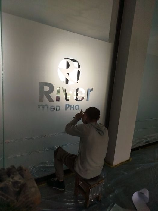 Матовый пленка туманка оракал тонировка офис ва здания ойналарига