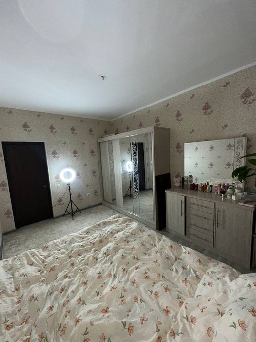 Сдаётся 2х комнатная квартира Максимка