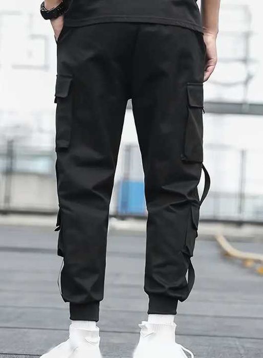 Мъжки карго панталон с джобове и ленти – спортно-ежедневен стил  2025