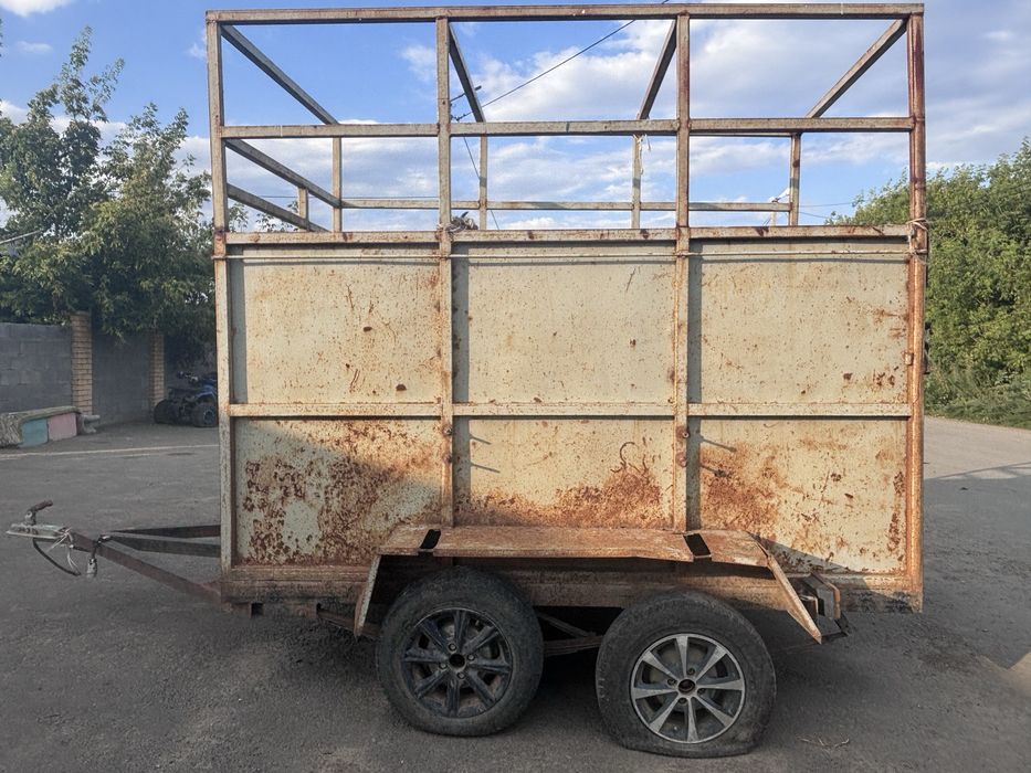 продам прицеп двух осьный