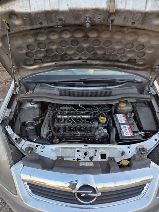 Opel Zafira 1.9 CDTI за части