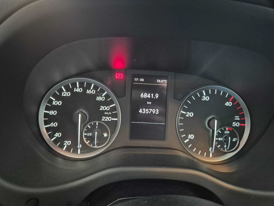Mercedes Vito Lung
