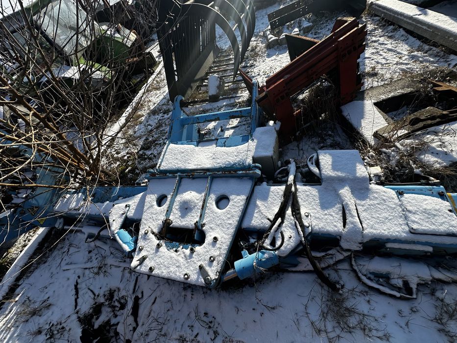 Clesti Manitou(Merlo,jcb,faressin,bobcat,caterpillar)