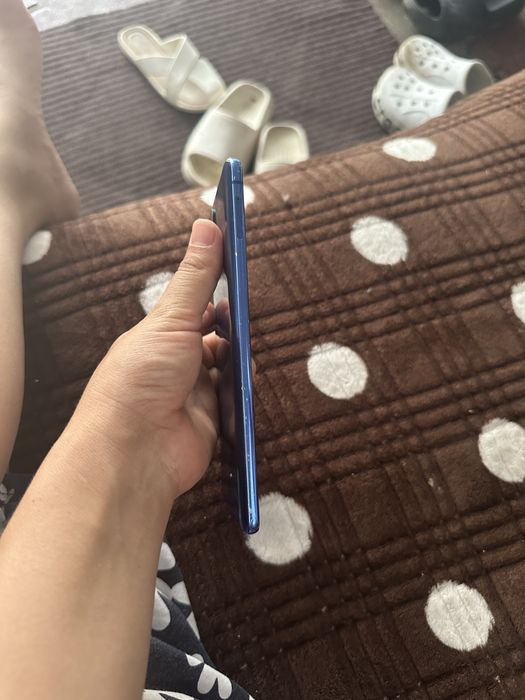 Продам samsung S10 lite