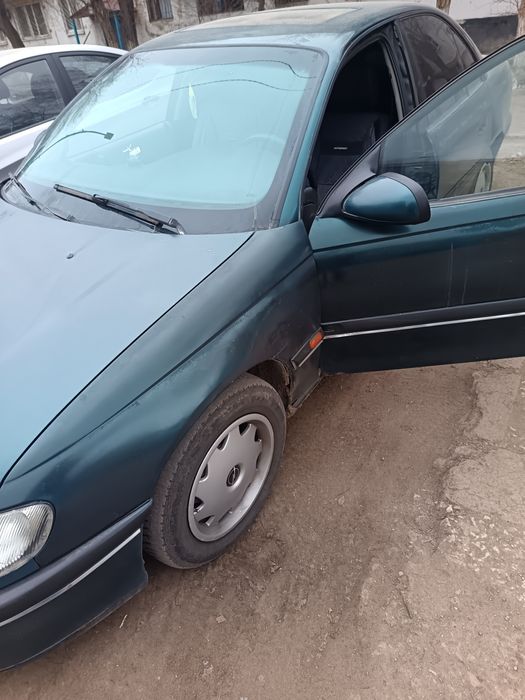 Продам опель омега.