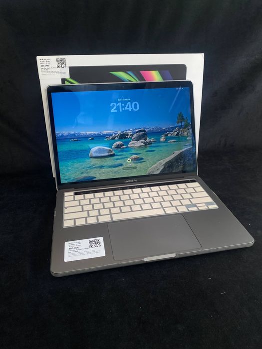 Apple MacBook pro M2 /baitimes•0.0.24