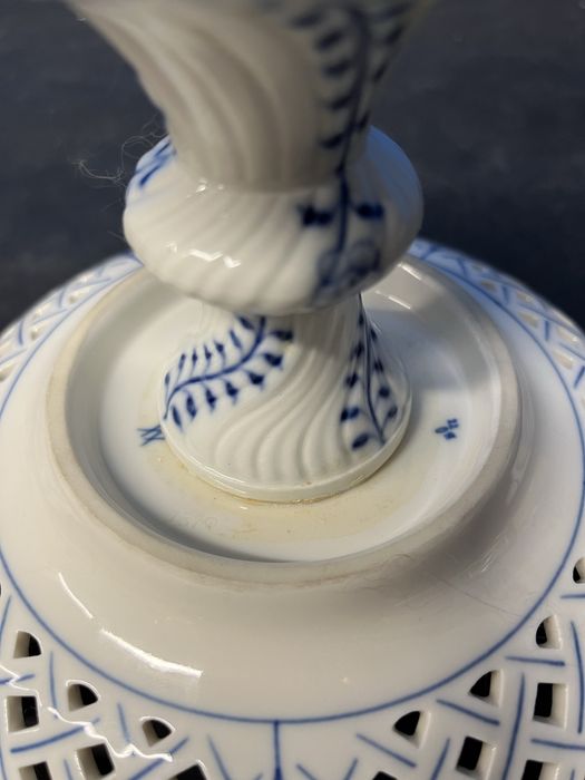 Колекционерска,порцеланова фруктиера на Meissen,Germany