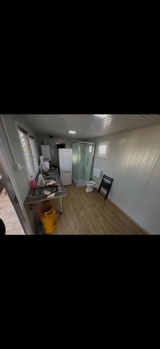 Container gata de locuit mobilat complet