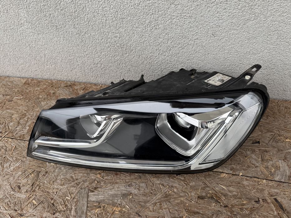 Far stanga VW Touareg 7P Facelift 2015-2018 Xenon adaptiv + LED Origin