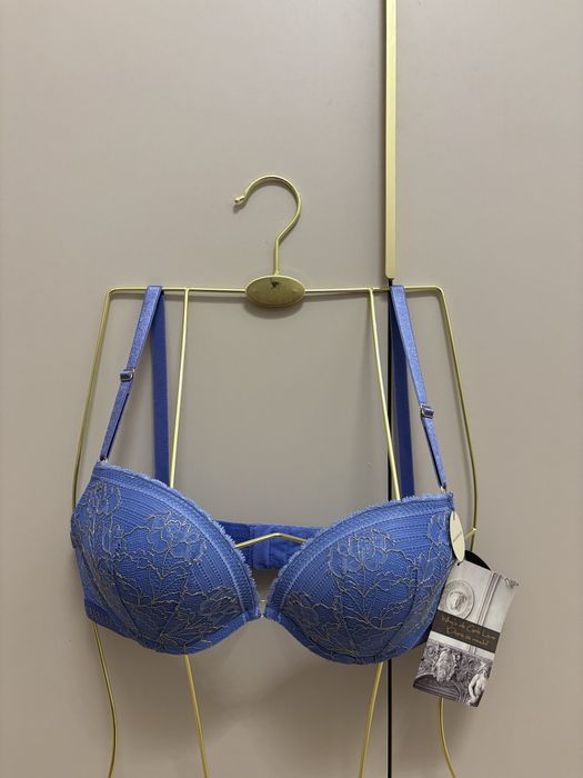 Продам новые бюстгальтера