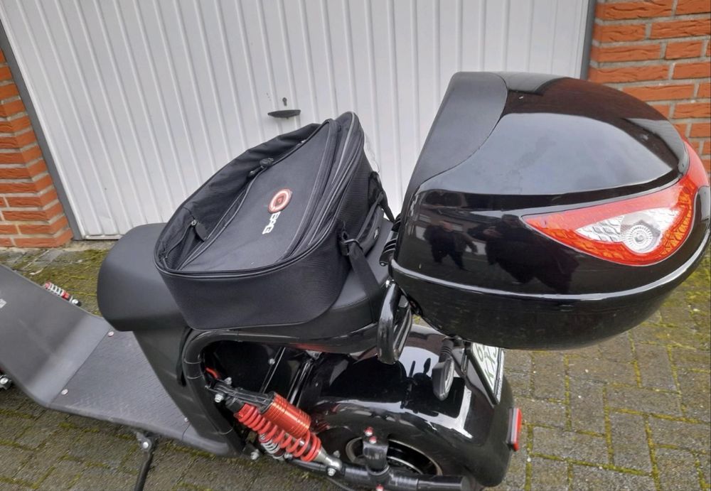 TROTINETA SCUTER ELECTRIC Rolektro Cruiser 45 Coco chopper Germania