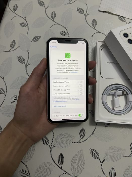 Продам Айфон 11 128gb 78%