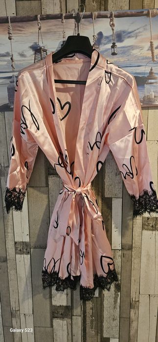 Халат сатенен. .