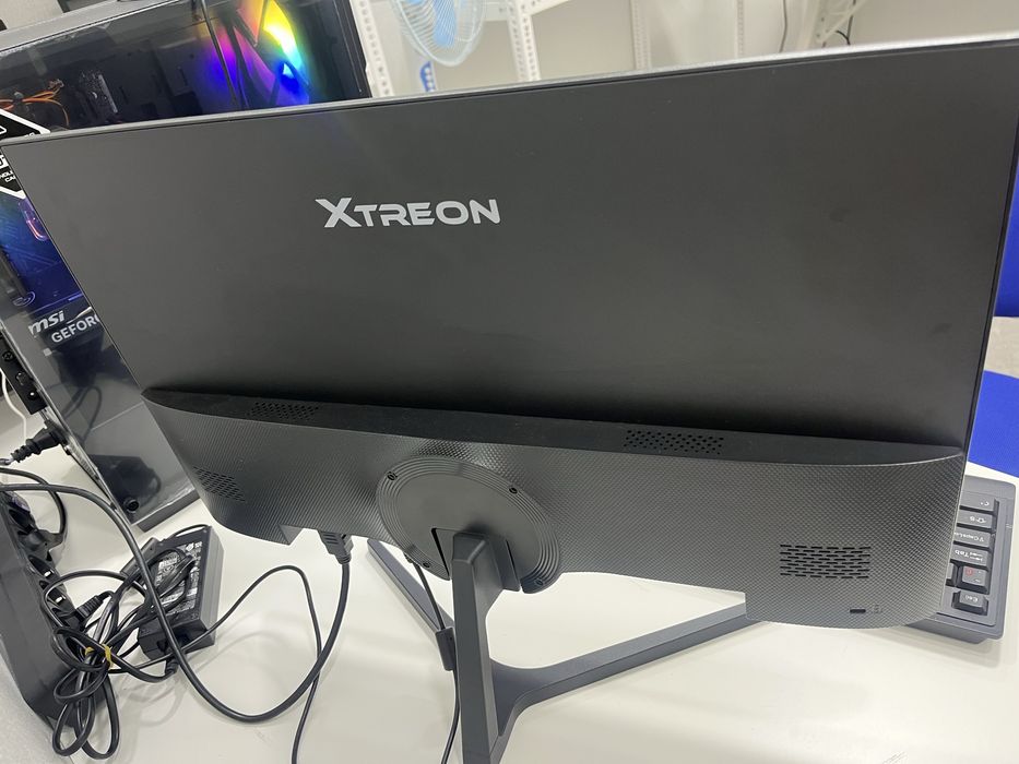 Монитор Xtreon 100 герц, 22 дюйм FullHD