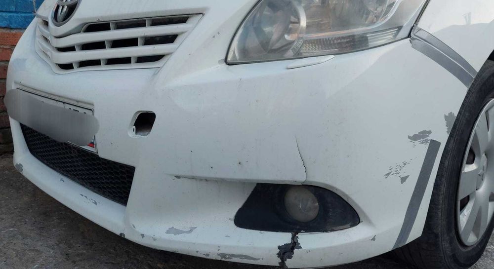 Бампер передний Toyota Verso aur 20