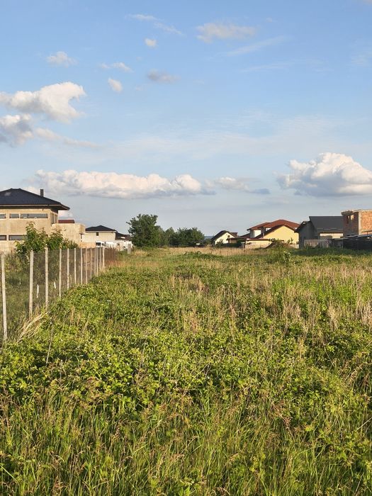Teren Vorovești – 2 parcele de 1000 mp, utilități, str. Pieptănari (proprietar)