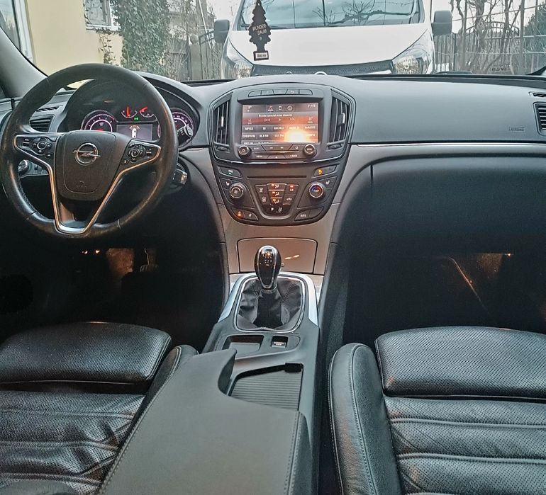 Opel Insignia Sport Tourer 2015