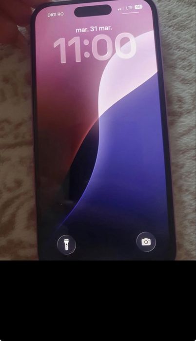 Vand ipone 16 pink