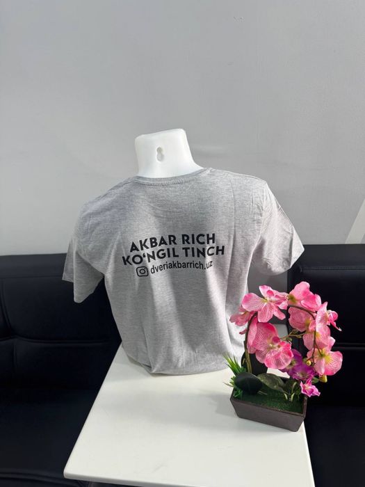 Futbolka, kepkalarga pechat urish xizmati