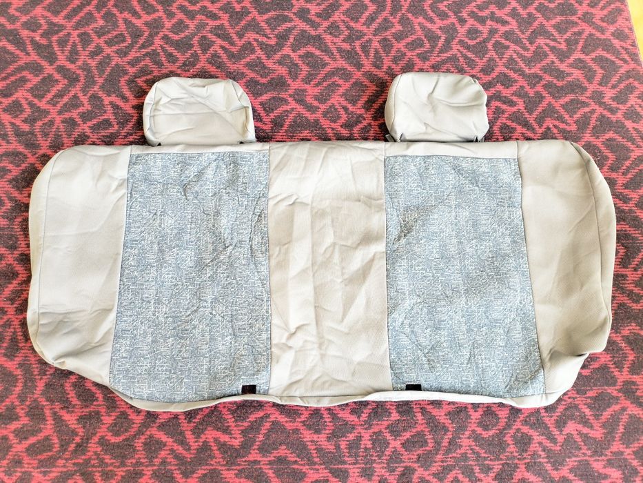 Продам заводской чехол на Нексия-1