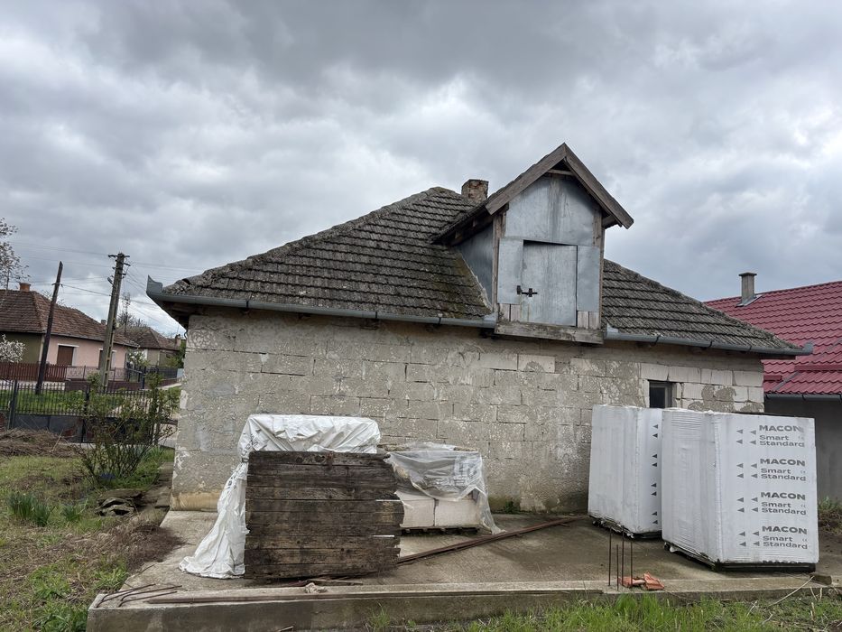 Casa de vânzare