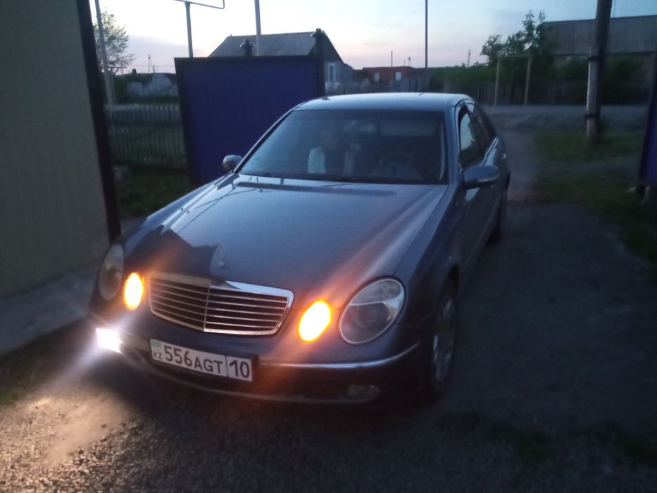 Продам машину Мерседес