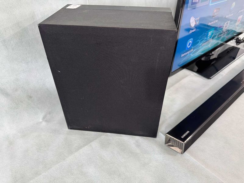 Телевизор и саундбар - Samsung / A1TV