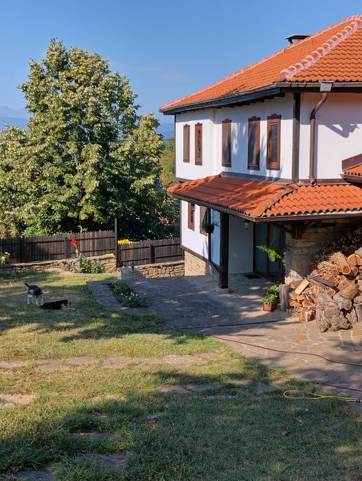 Жупуновите къщи с Ясените Габр