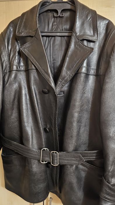 Vand geaca de piele de barbati