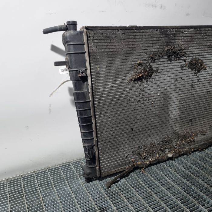 Radiator apa Hyundai Tucson 2.0 D - (1477)
