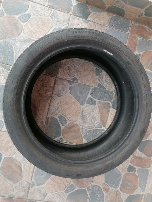 Bridgestone 225/40/18