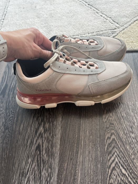 Дамски сникърси Togoshi Уникален модел